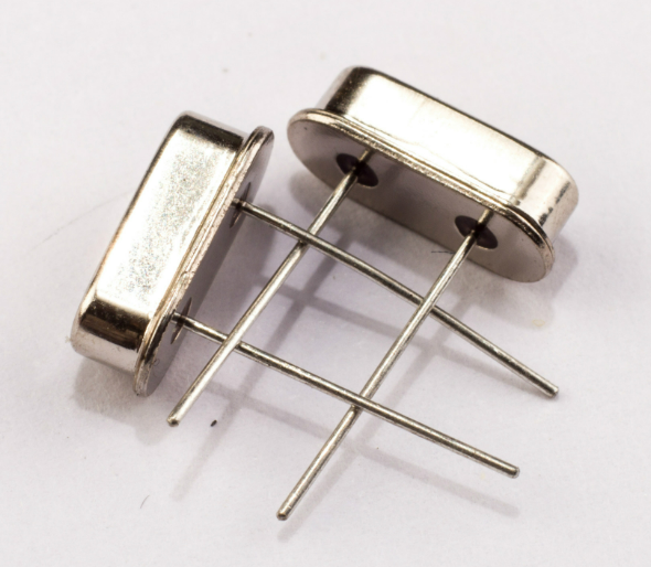 1684979081906491.png 貼片晶振和直插晶振哪個好?